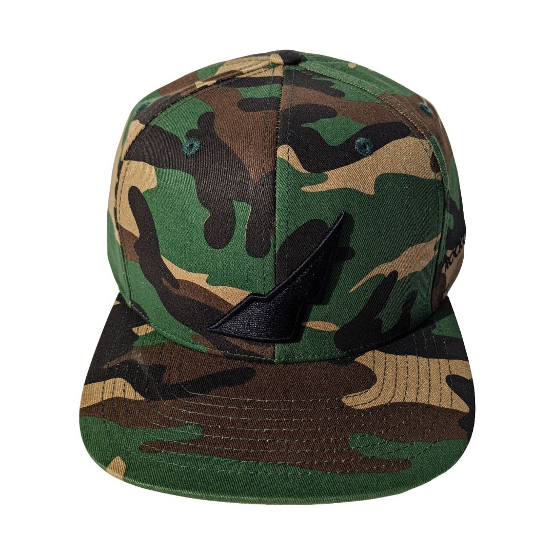 6 panel snapback black on camo embroidery front