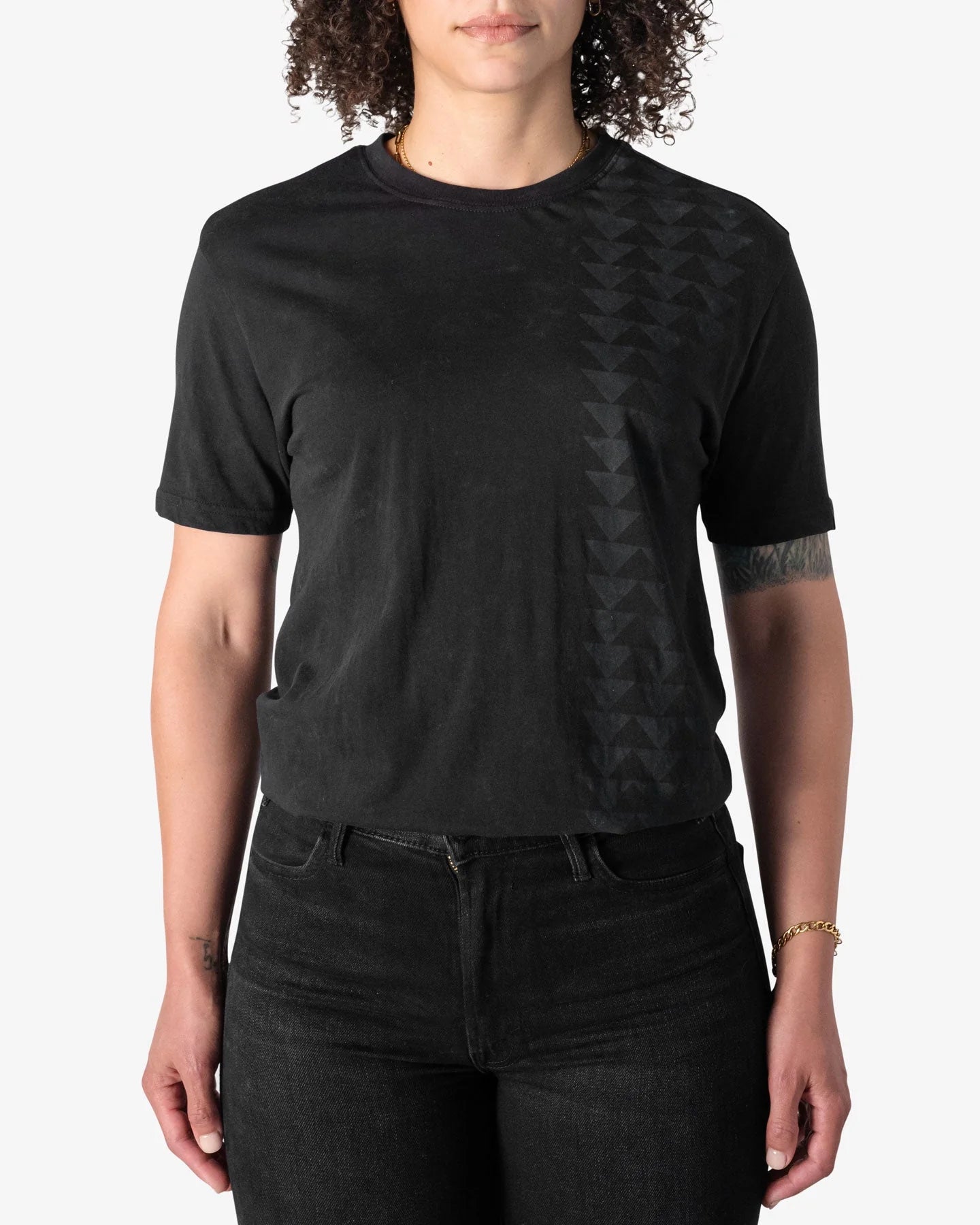 Nakoa Tee - Black Wolf - Organic Cotton