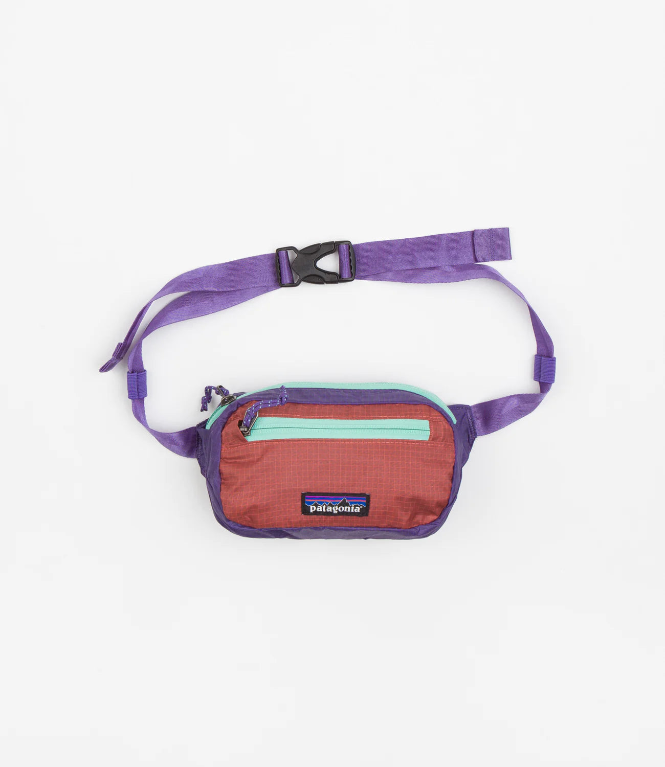 ULTRALIGHT BLACK HOLE MINI HIP PACK - perennial purple